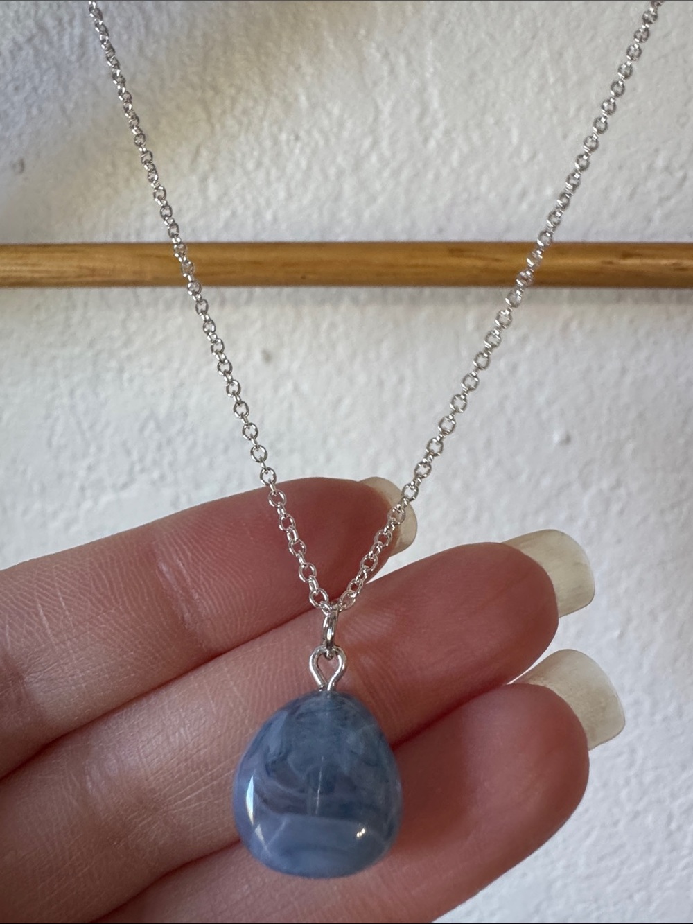 Silver Tone Blue Stone Style Neckace